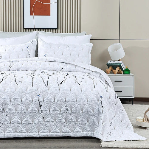 3Piece Cotton Quilt Set Bedspread.   Quilted Pillowcases